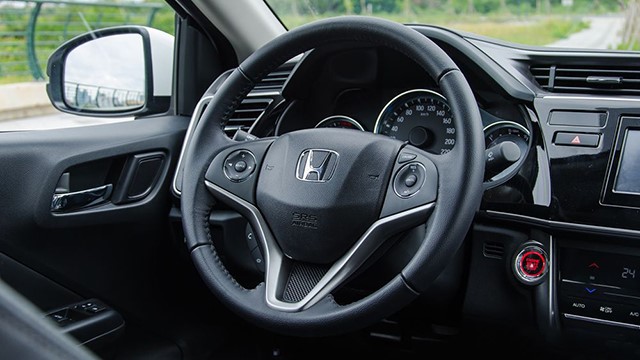 Đánh giá xe Honda City: Nội thất